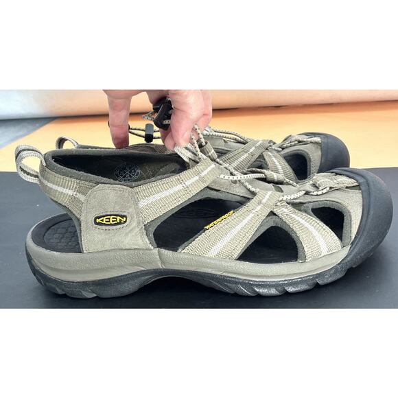KEEN H2 Unisex-Newport Closed Toe Waterproof Tan Hiking Sandals Sz 9 EU 42 main image 8